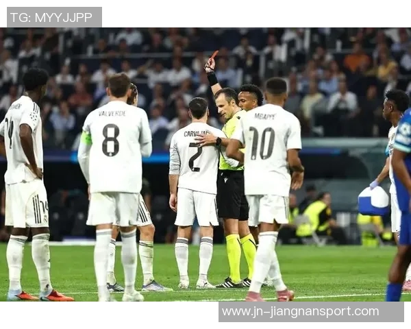 皇马半场领先阿拉木图姆巴佩点球破门维尼修斯错失良机