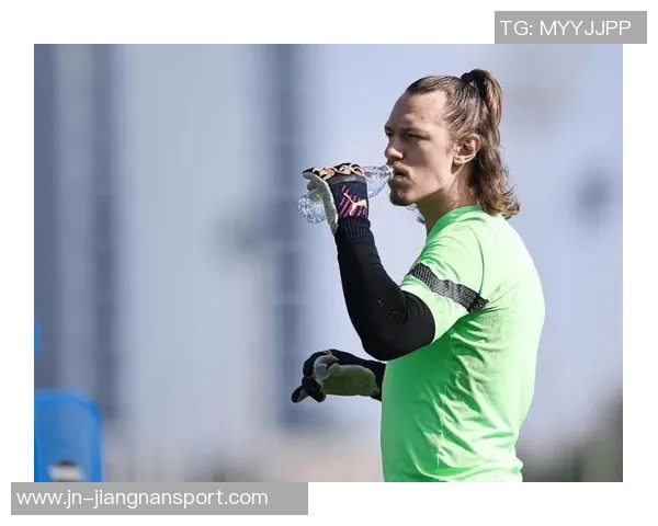 萨福诺夫坦言语言障碍影响对恩里克战术理解希望能学西班牙语