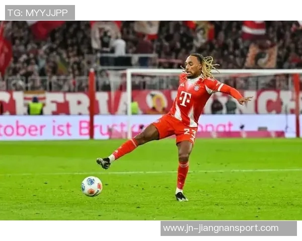 巴萨拜仁争抢19岁桑托斯左后卫索萨标价1500万欧元